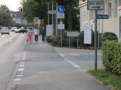 Bild 5: Ab der Einmündung der Straße Am Werl dürfen Radfahrer die Fahrbahn benutzen.