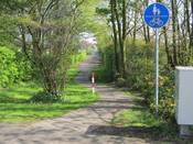 Bild 2: ... und ist vor der Einmündung nur 1,20 m schmal