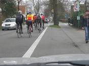 Bild 9: Radfahren auf der Fahrbahn ...