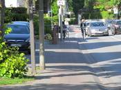 Bild 9: Die Kraftfahrzeugführenden rechnen nicht damit, dass Radfahrende die Radwegfurt verlassen.