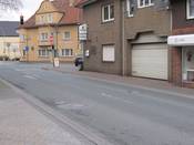 Bild 4: Soll man kurz vor der Kreuzung auf die andere Seite wechseln?
