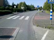 Bild 1: An dieser Stelle müssen Radfahrer auf den Geh-/ Radweg wechseln.