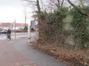 Bild 9: Radfahrer auf dem Verbindungsweg sind unsichtbar
