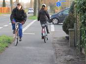 Bild 9: Glück gehabt! Der Radfahrer kam von rechts und wäre fast mit der Radfahrerin kollidiert