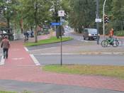 Bild 3: Stadteinwärts in Höhe der Schillstraße.